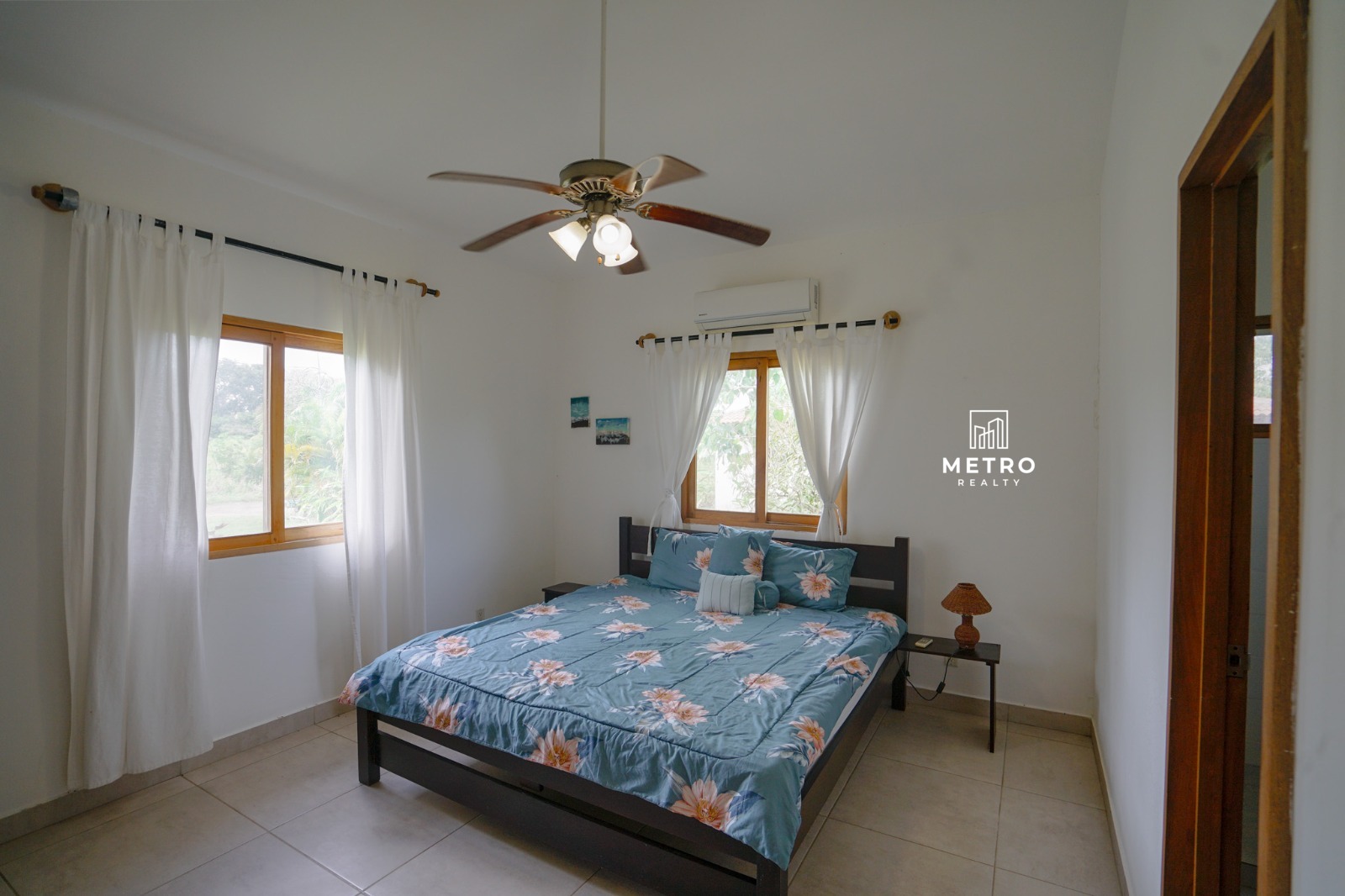 single house for sale in Pedasi Panama bedroom