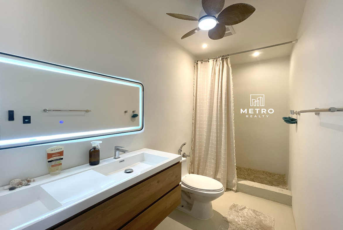 Apartments for Sale Casco Viejo Panama modern bathroom