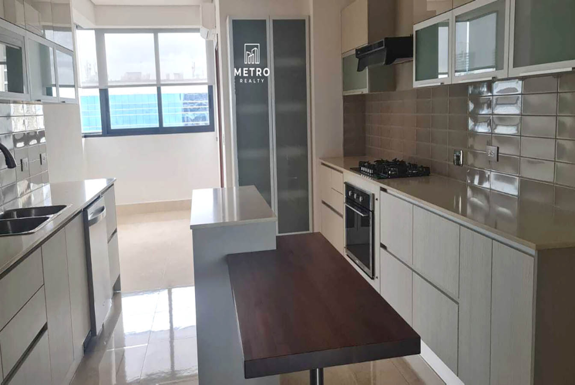 Costa del Este Panama Rentals beautiful kitchen