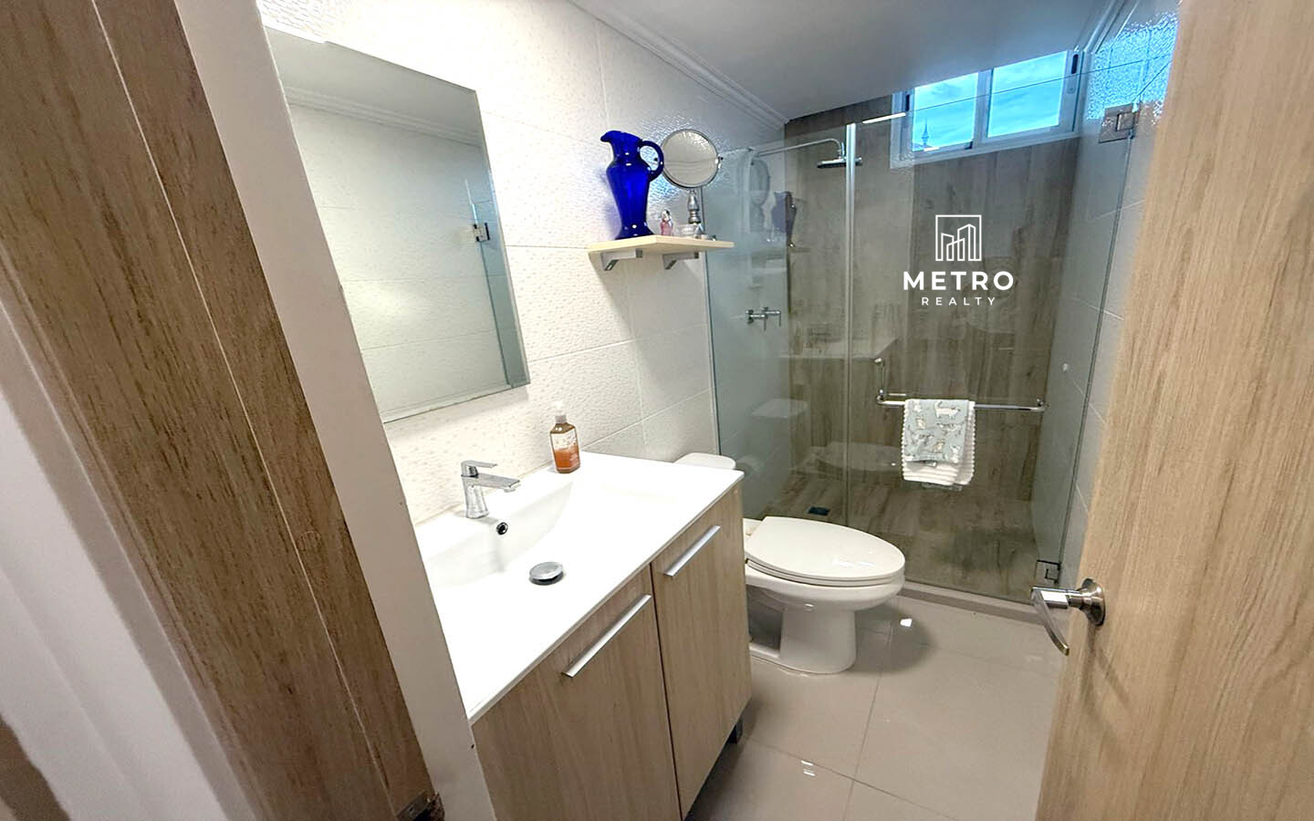 PH Zaphiro Apartment for Sale in Panama bathroom