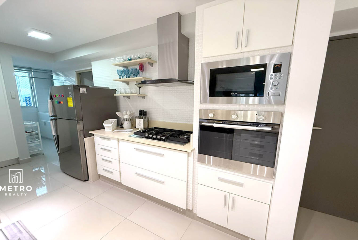 PH Zaphiro Apartment for Sale in Panama beautiful kitchen