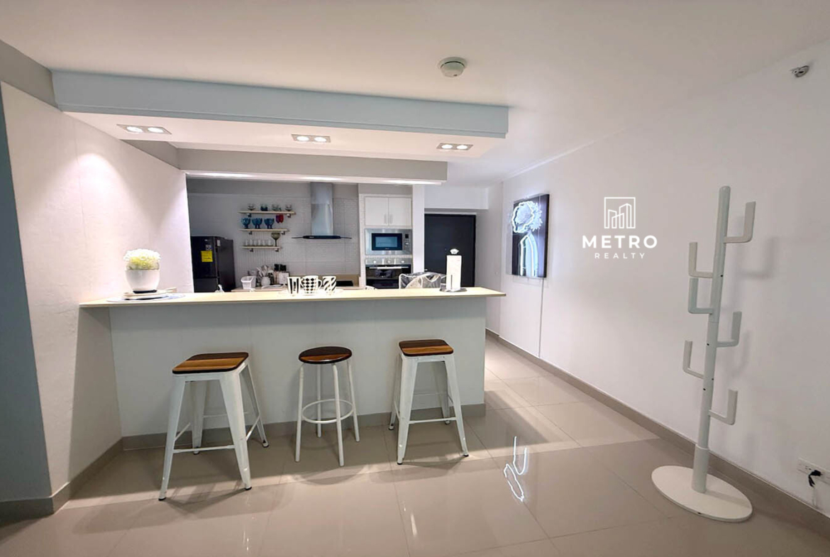 PH Zaphiro Apartment for Sale in Panama breakfast table