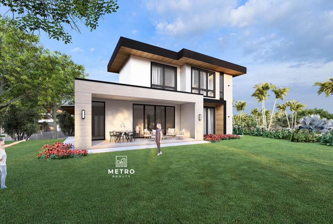 Peace Lily Model for Sale at Lucero Golf Country Club back