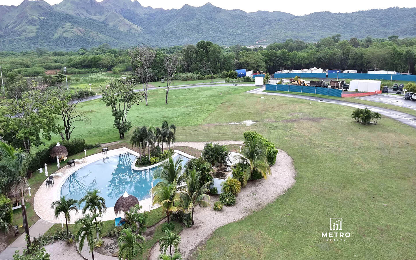 Playa Caracol Las Olas Penthouse for Sale Pool