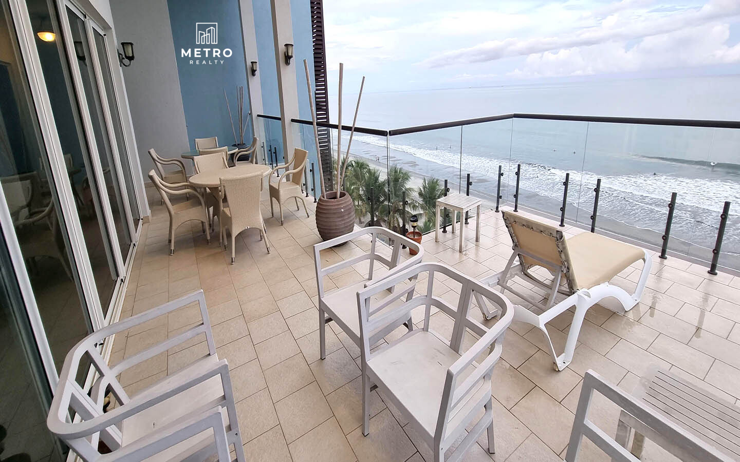 Playa Caracol Las Olas Penthouse for Sale beautiful terrace