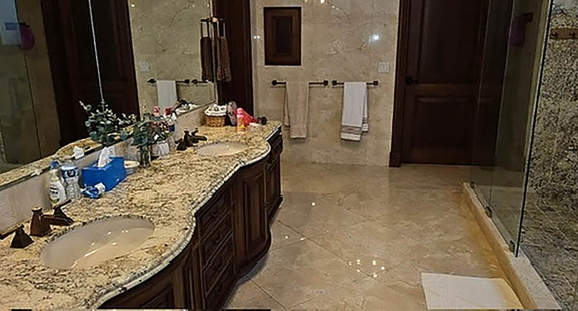 Altos del Maria Panama Real Estate Beautiful Bathroom