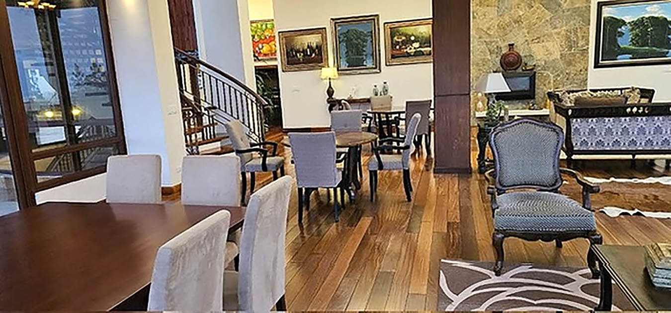 Altos del Maria Panama Real Estate Dining Room
