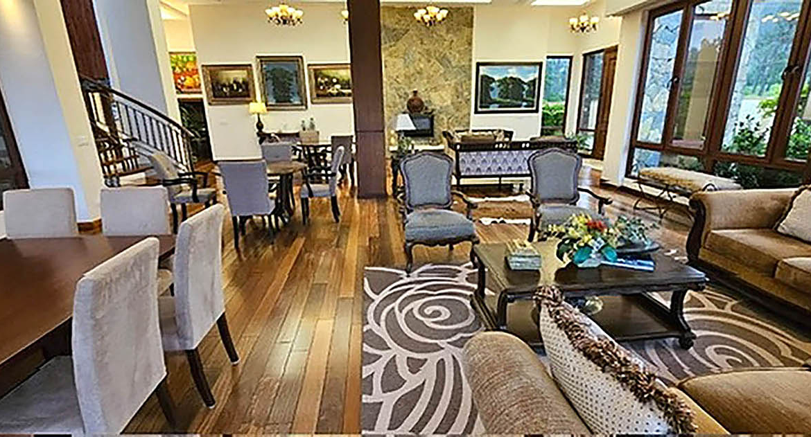 Altos del Maria Panama Real Estate Dining and Living Room