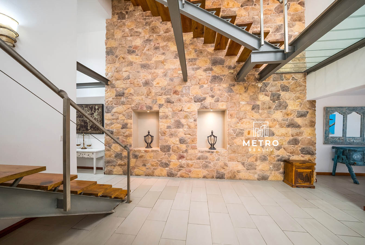 Casco Viejo Real Estate Beautiful House