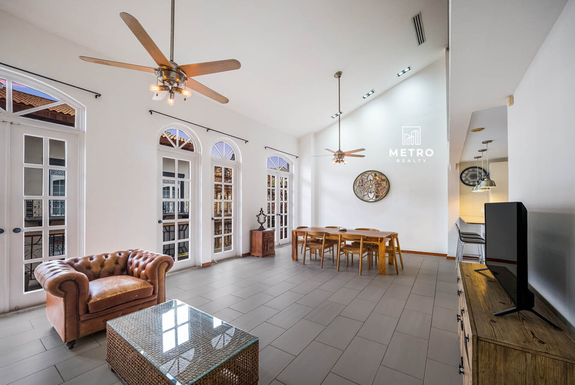 Casco Viejo Real Estate Beautiful Living Room
