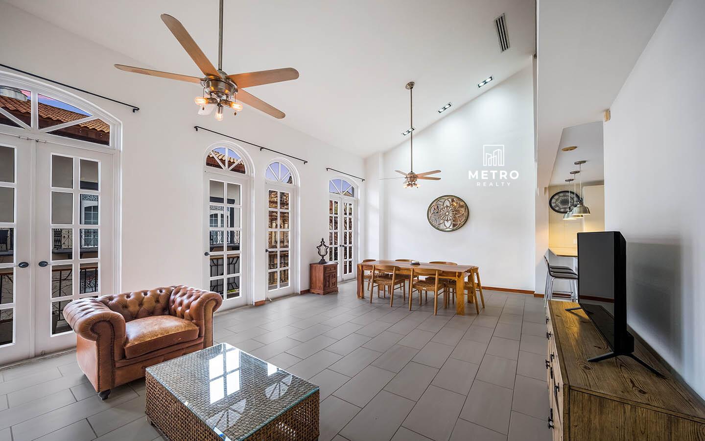 Casco Viejo Real Estate Beautiful Living Room