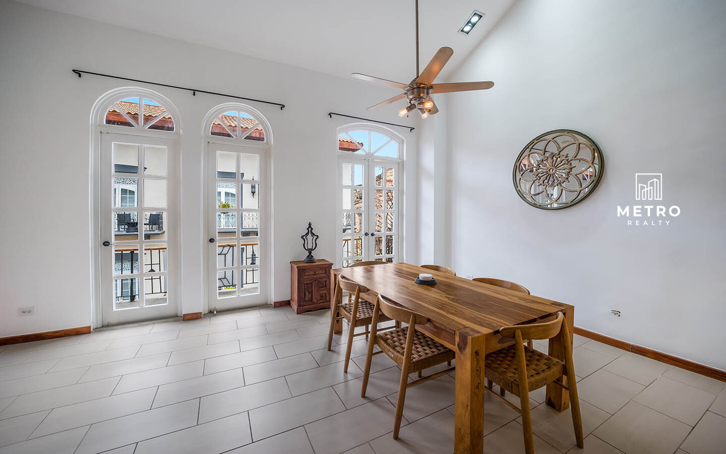 Casco Viejo Real Estate Dining Room