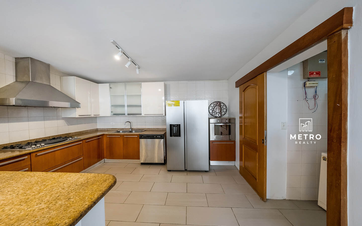 Casco Viejo Real Estate Gorgeous Kitchen