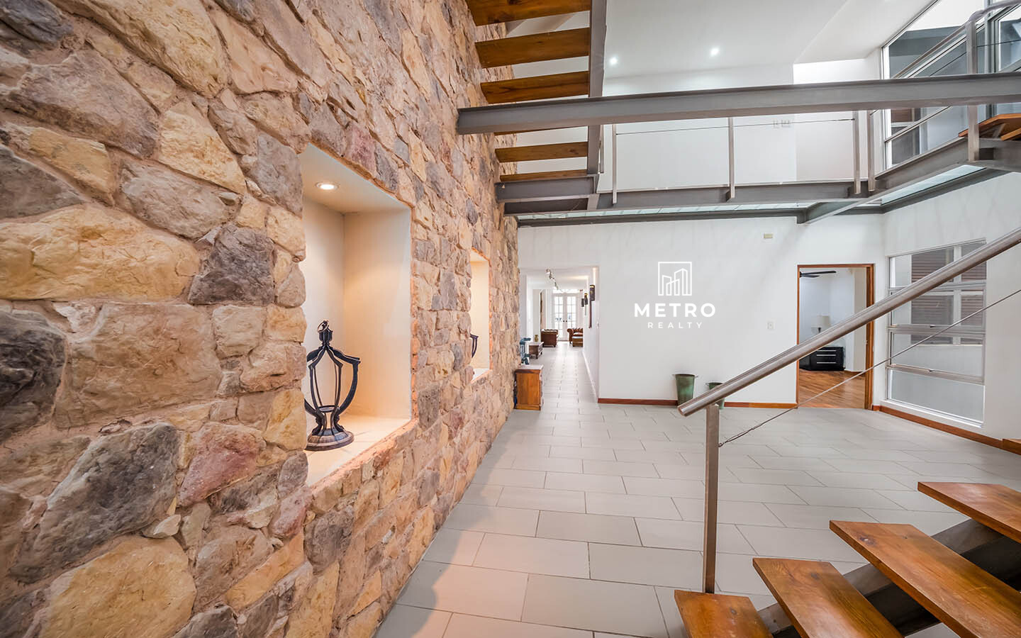 Casco Viejo Real Estate Modern Finishes