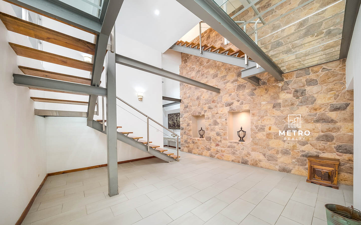 Casco Viejo Real Estate Modern stairs