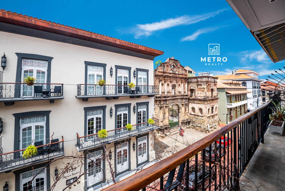 Casco Viejo Real Estate Terrace