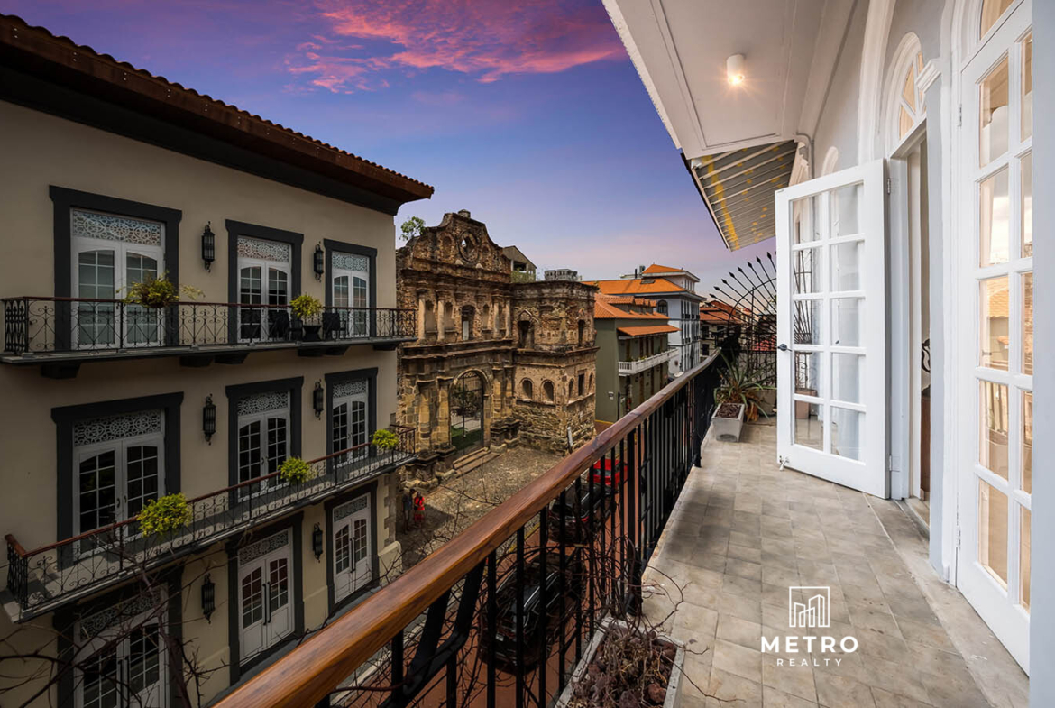 Casco Viejo Real Estate Terrace view Sunset
