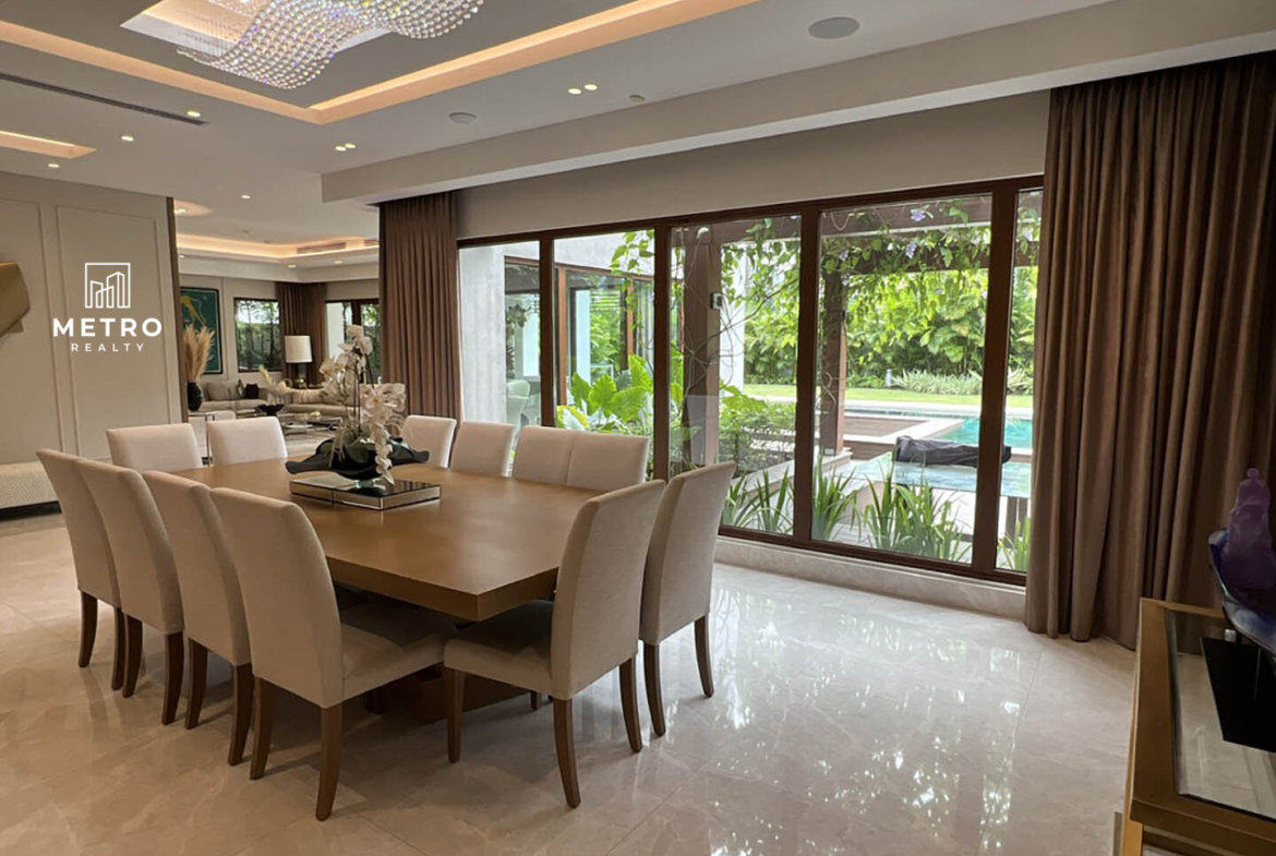 Houses for Sale in the Country of Panama Dining area