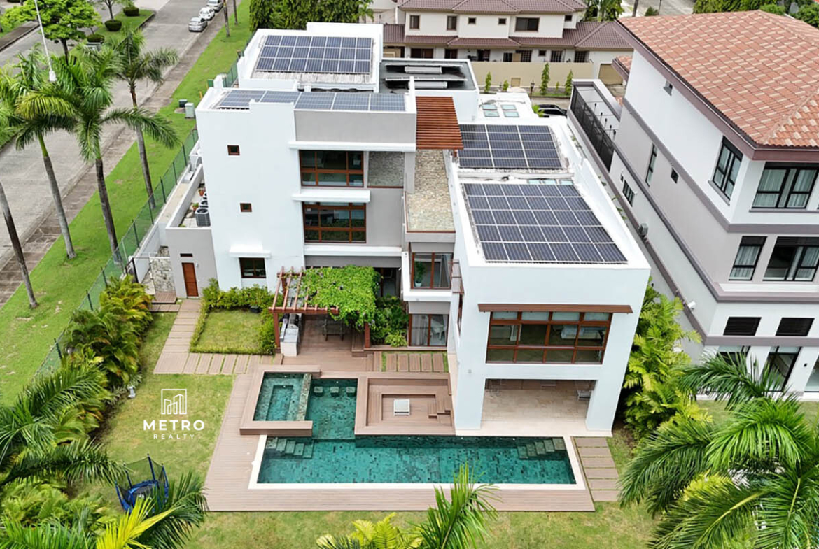 Houses for Sale in the Country of Panama Full view