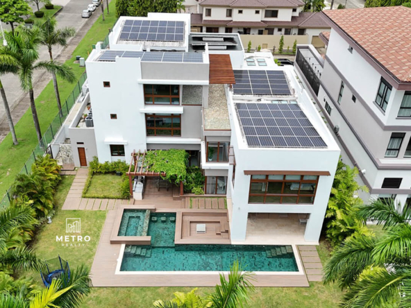 Houses for Sale in the Country of Panama Full view
