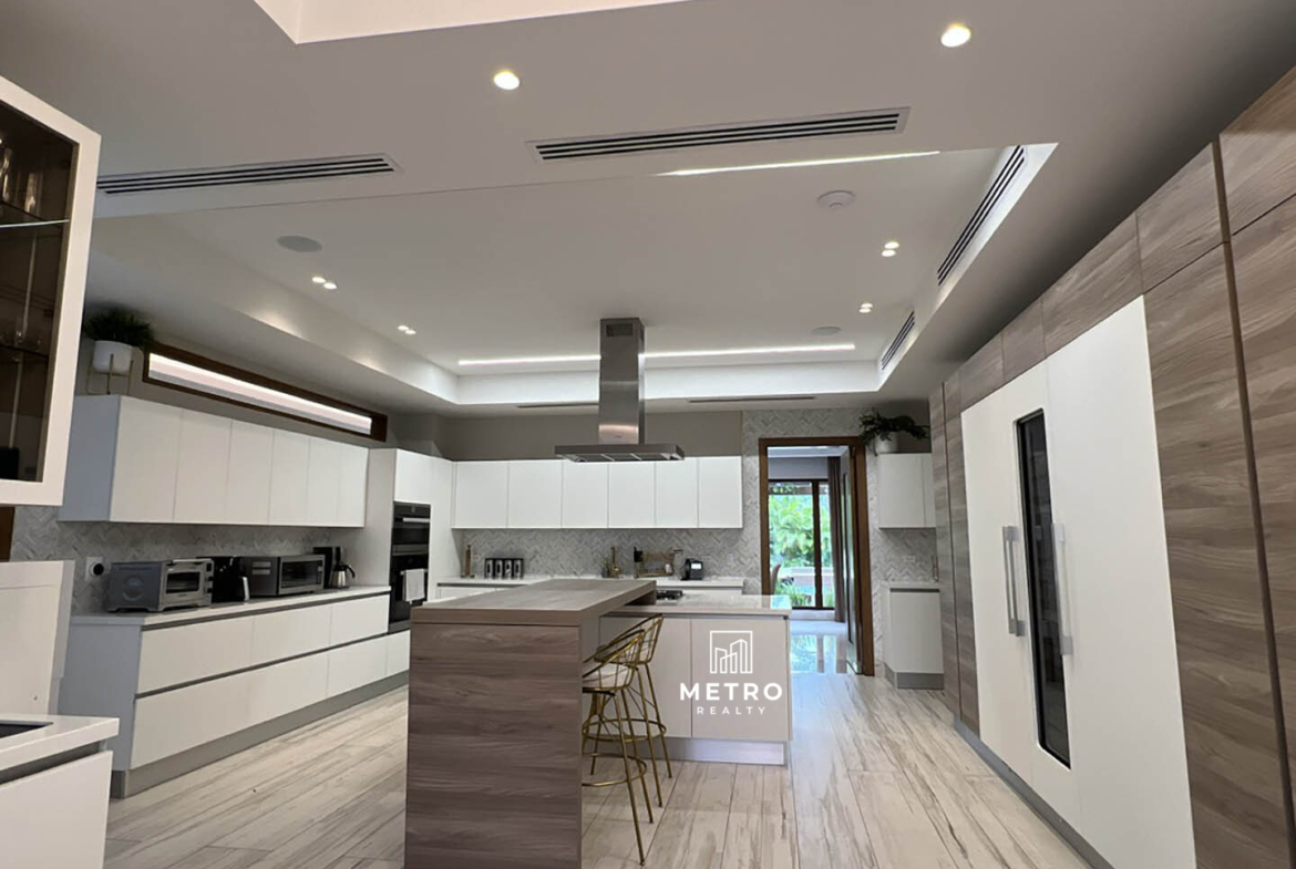 Houses for Sale in the Country of Panama Fully equiped Kitchen