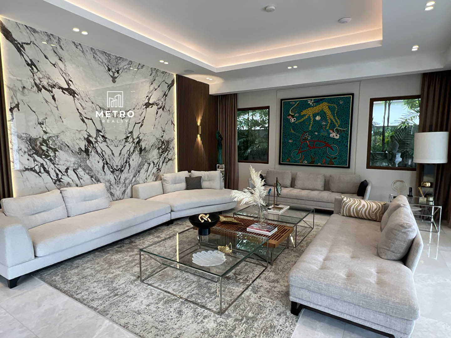 Houses for Sale in the Country of Panama Living Room