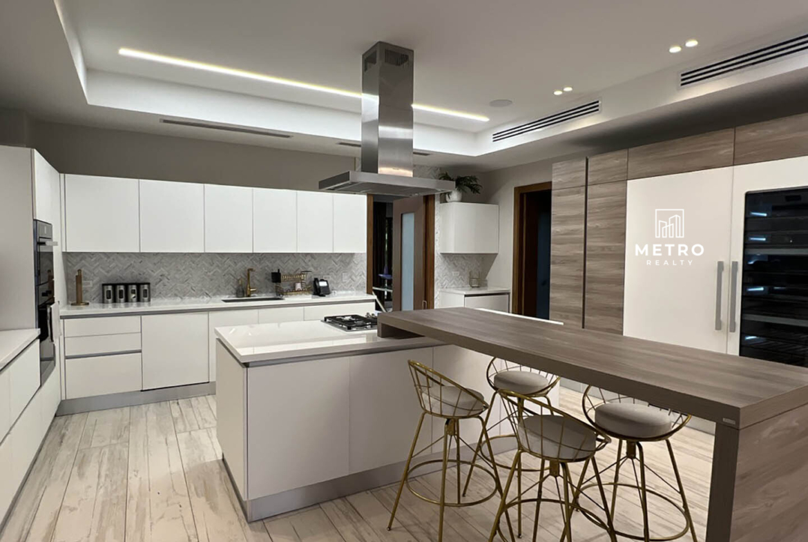 Houses for Sale in the Country of Panama Luxury Kitchen