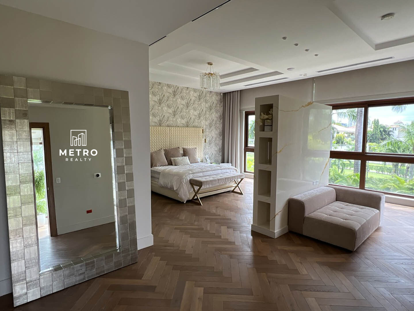Houses for Sale in the Country of Panama Luxury bedroom