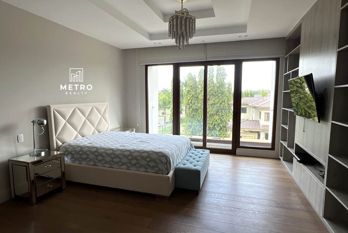 Houses for Sale in the Country of Panama Master bedroom