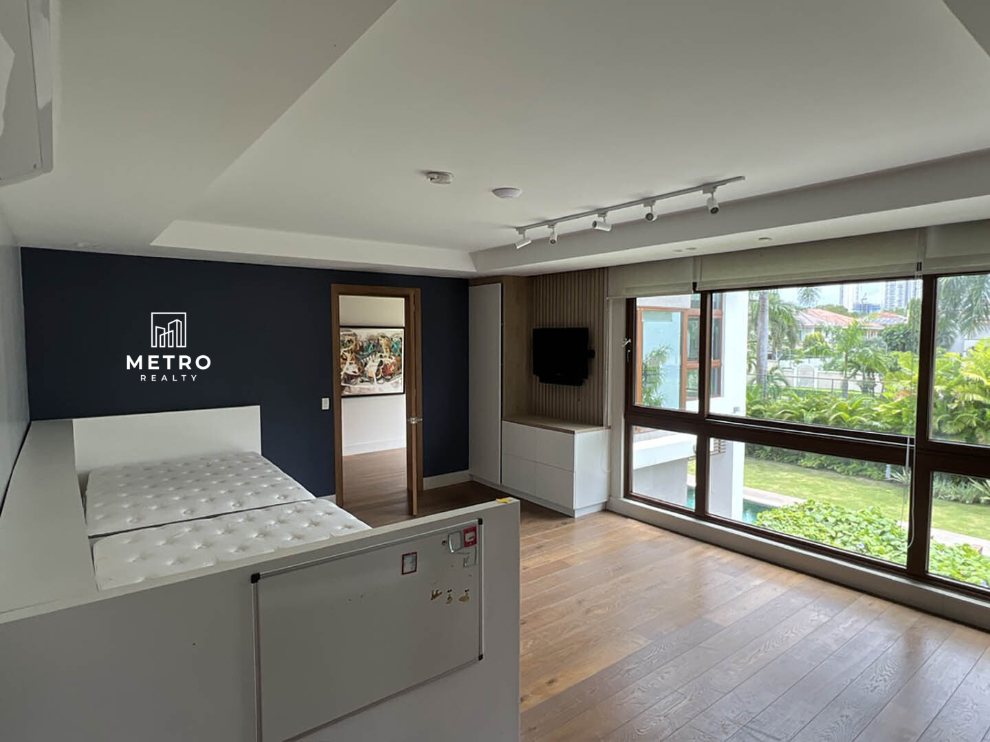 Houses for Sale in the Country of Panama bedroom