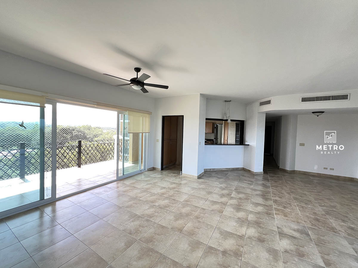 Alcazar Coronado For Sale Living Room Area