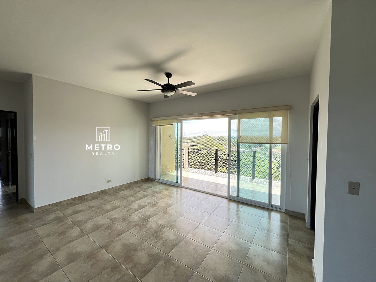 Alcazar Coronado For Sale living room