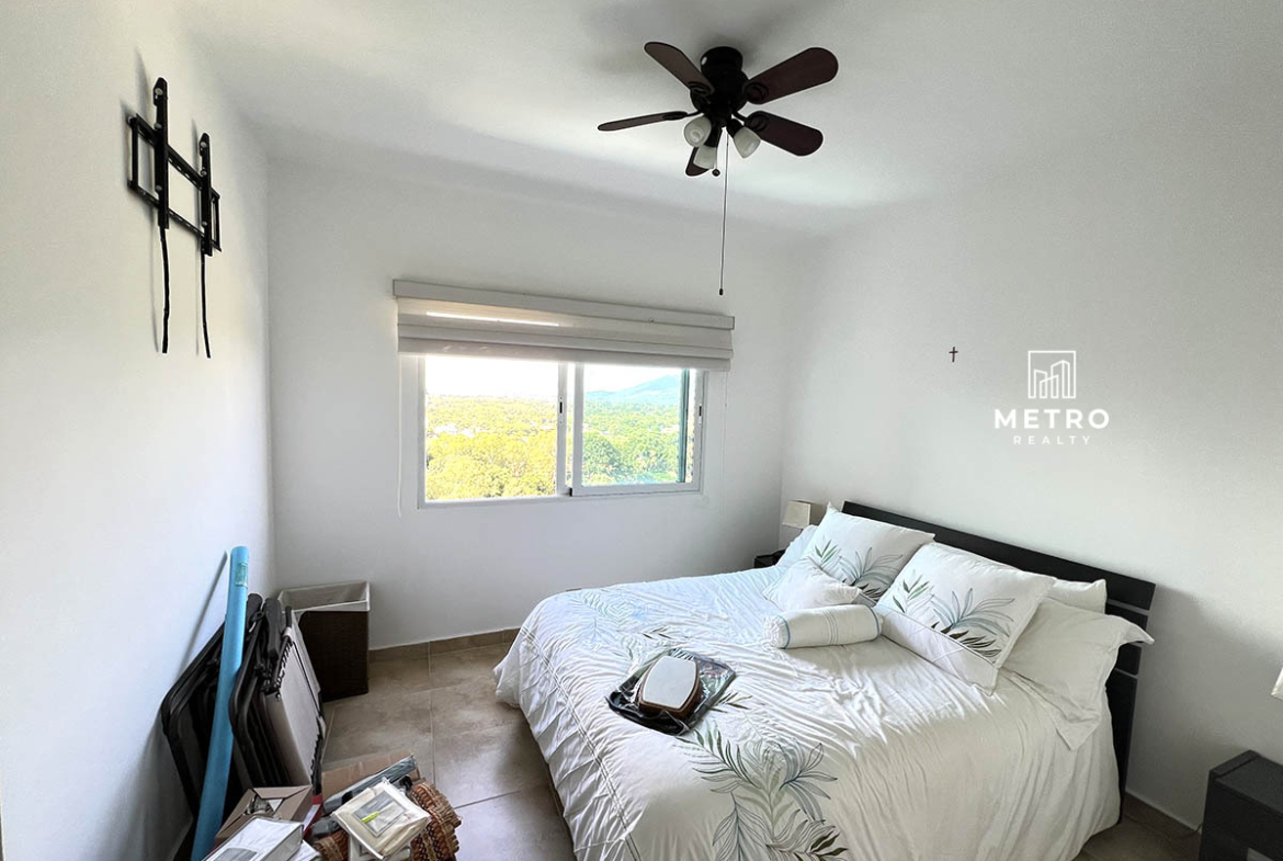 Alcazar For Sale Elegant Cozy master bedroom
