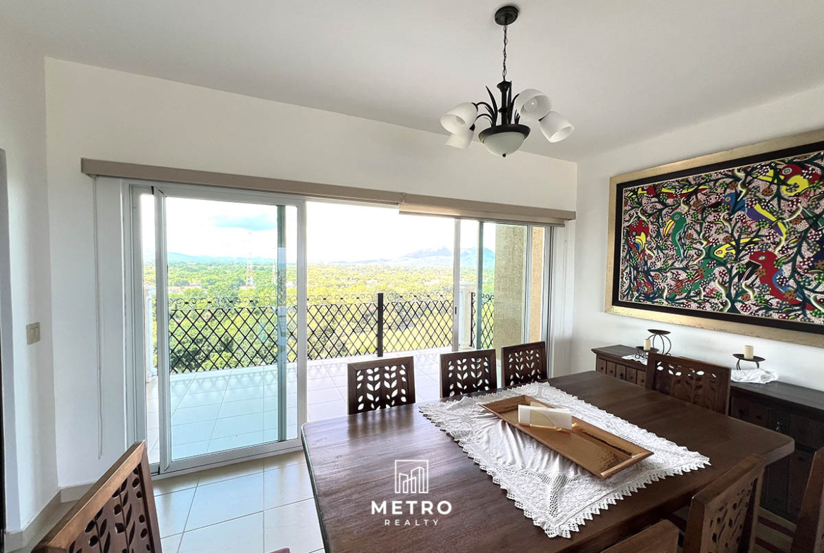 Alcazar For Sale Elegant Elegant interiors and functional design Dining