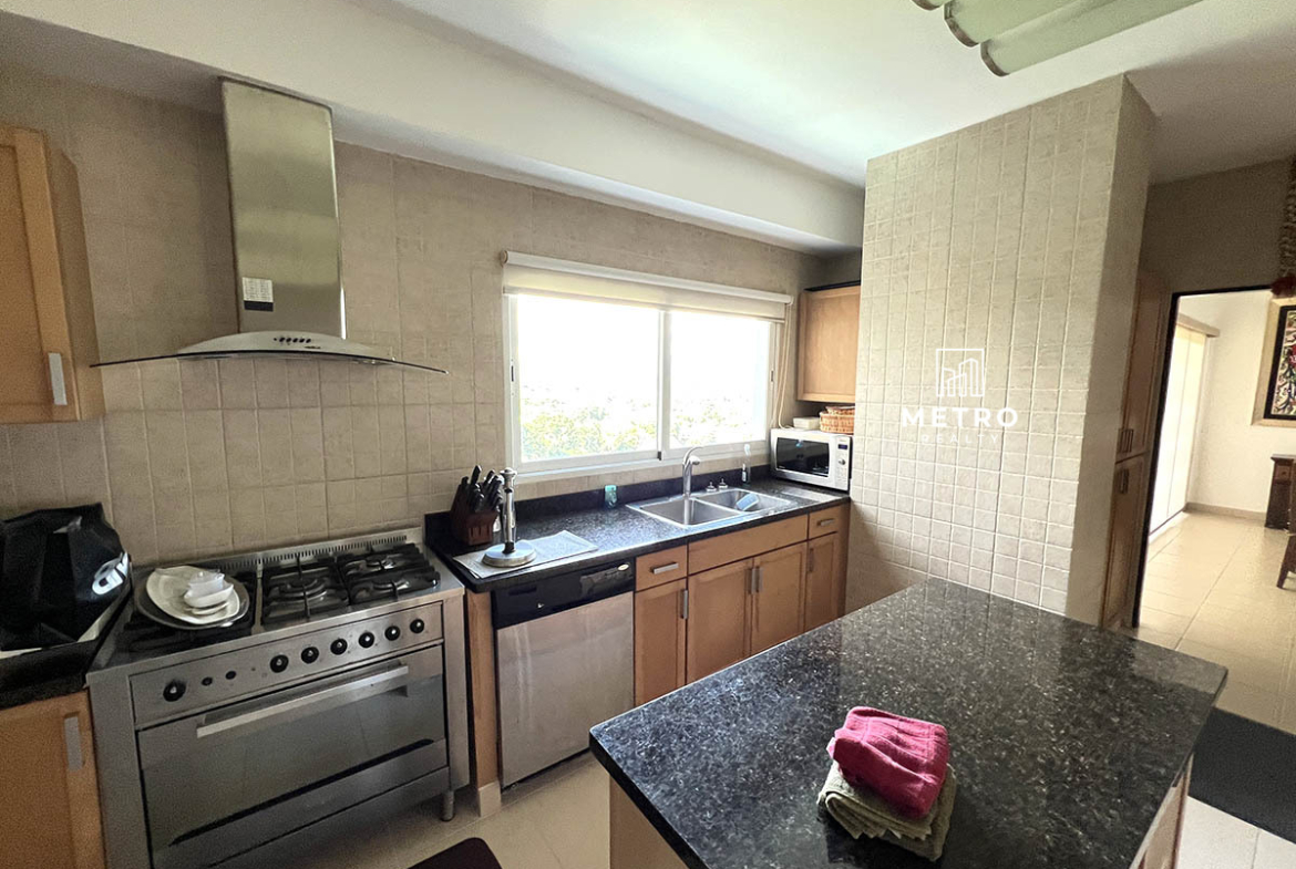 Alcazar For Sale Elegant kitchen Contemporary details and finishes