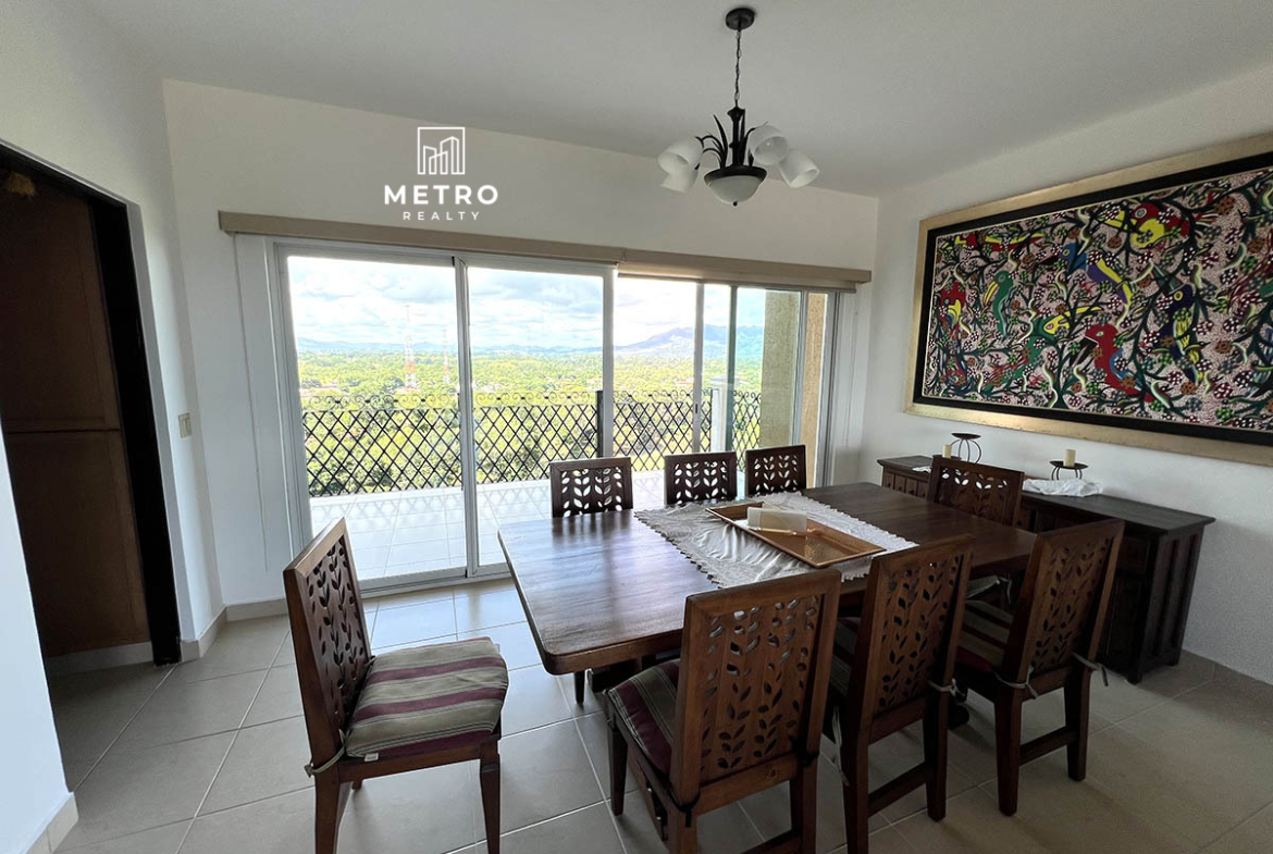 Alcazar For Sale Modern Bright Dining Table