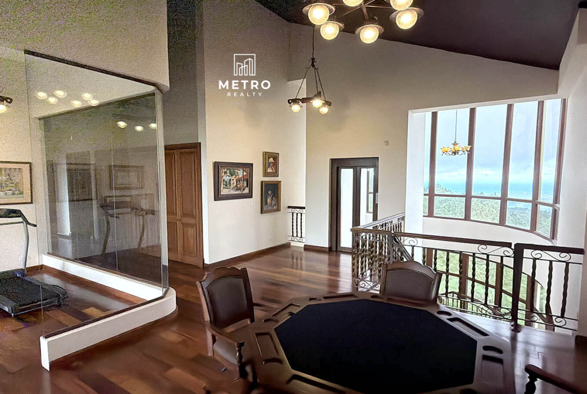 Altos del Maria Panama Real Estate Gym