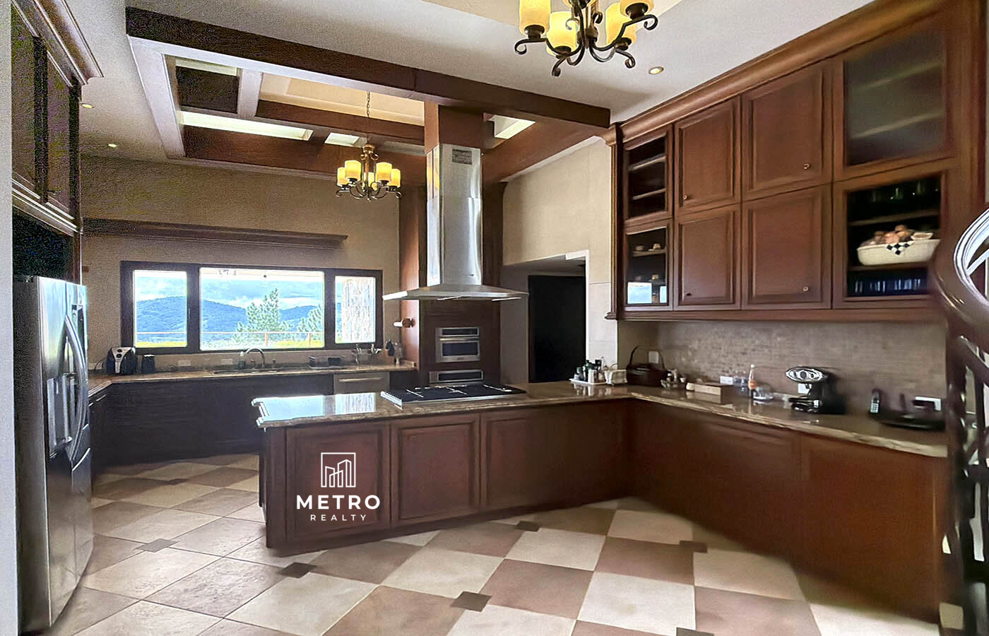 Altos del Maria Panama Real Estate Kitchen