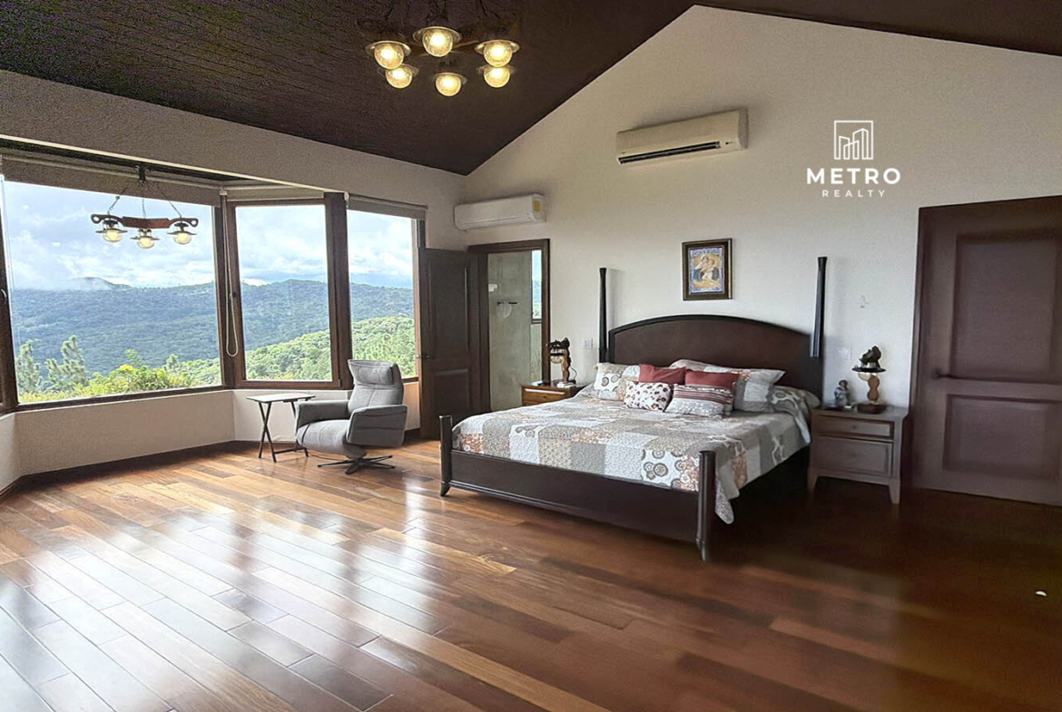 Altos del Maria Panama Real Estate Master Bedroom