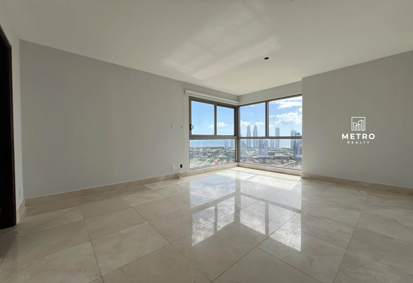 Santa Maria Panama Condo for Sale Living Room with window