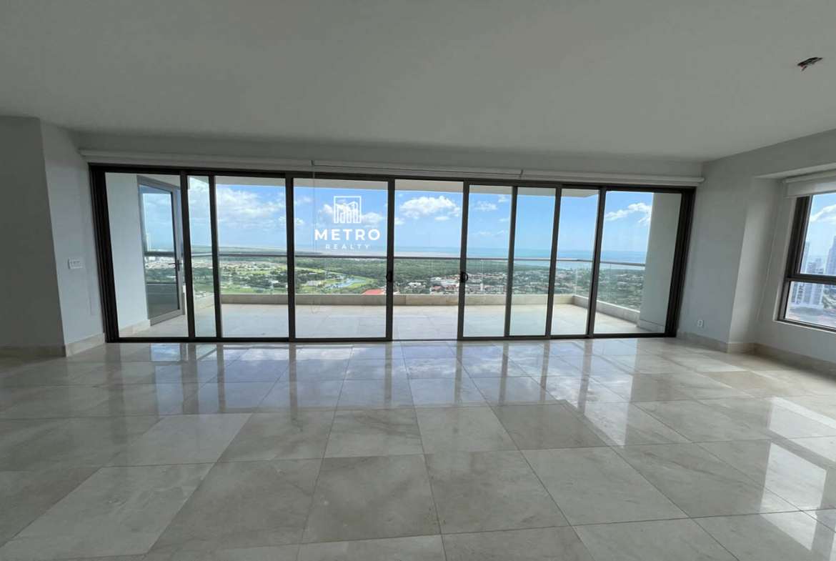 Santa Maria Panama Condo for Sale Living space