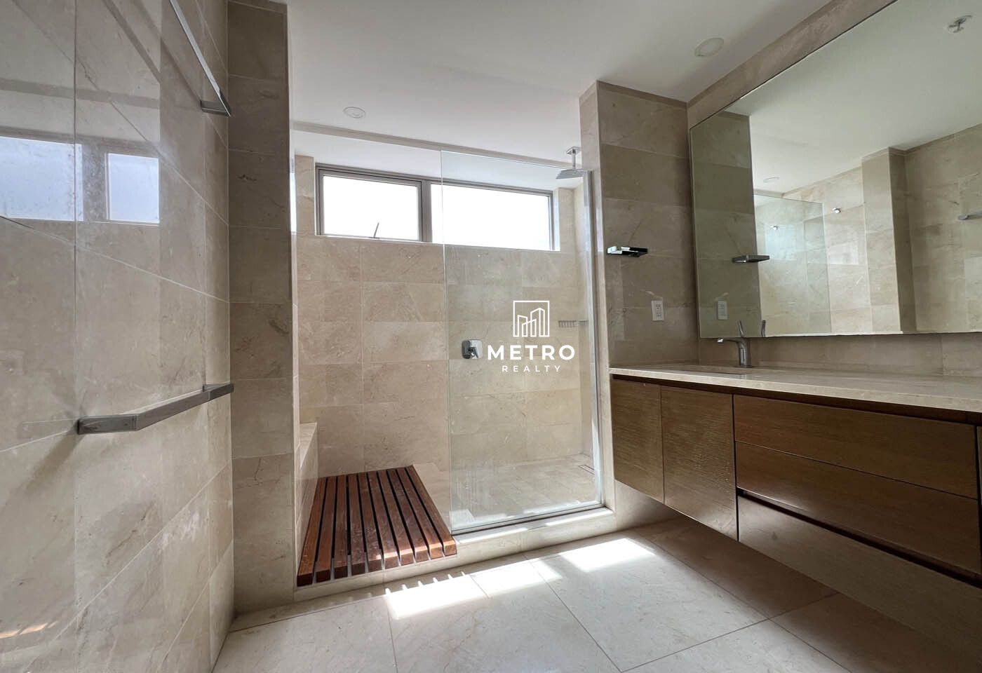 Santa Maria Panama Condo for Sale Modern Bathroom