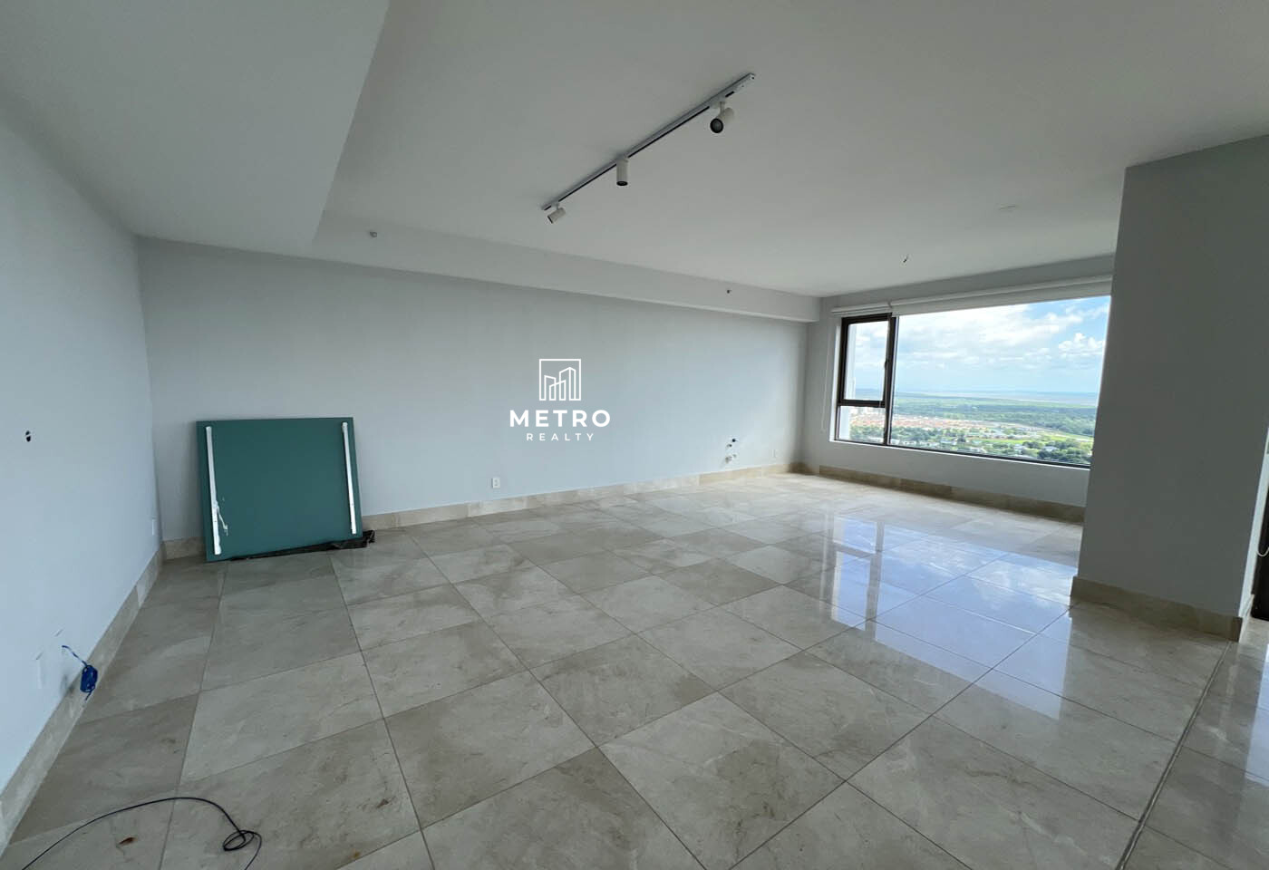 Santa Maria Panama Condo for Sale spacious Condo