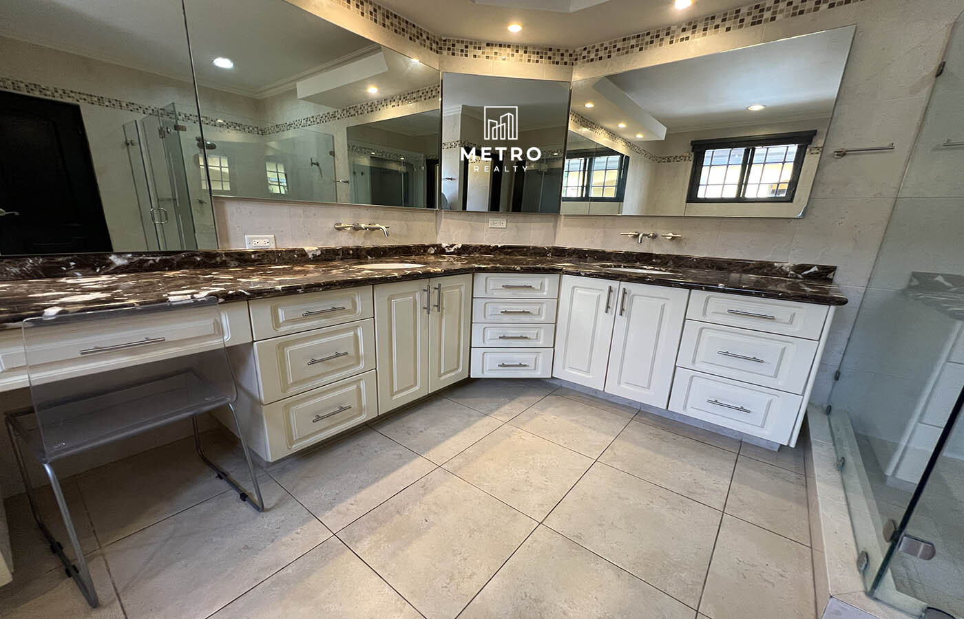 Costa del Este Panama Homes for Sale Bathroom with Mirror