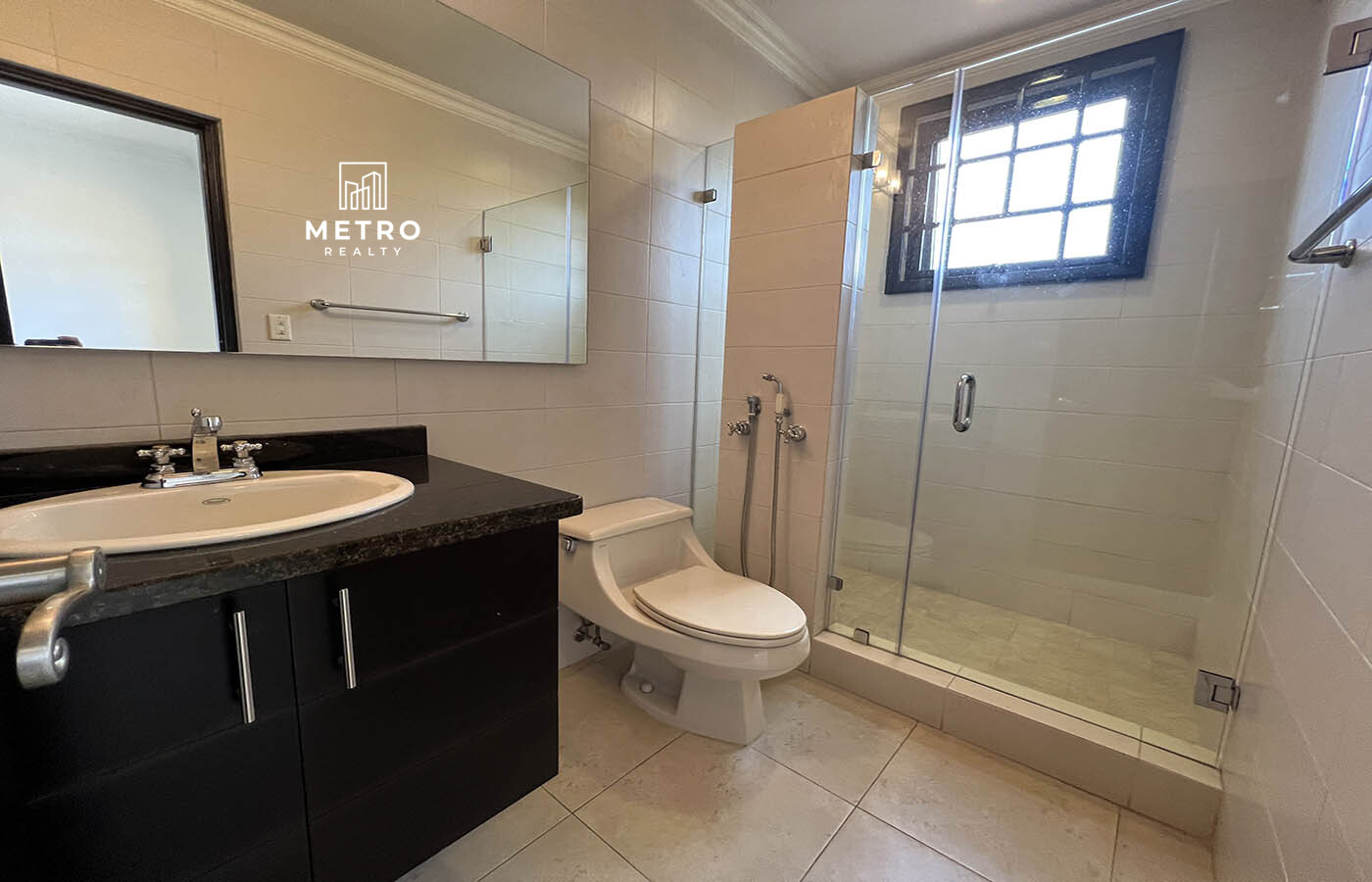 Costa del Este Panama Homes for Sale Bathroom with Shower
