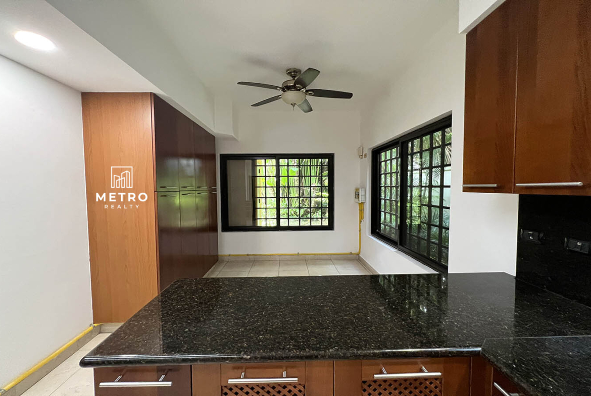 Costa del Este Panama Homes for Sale Beautiful Kitchen