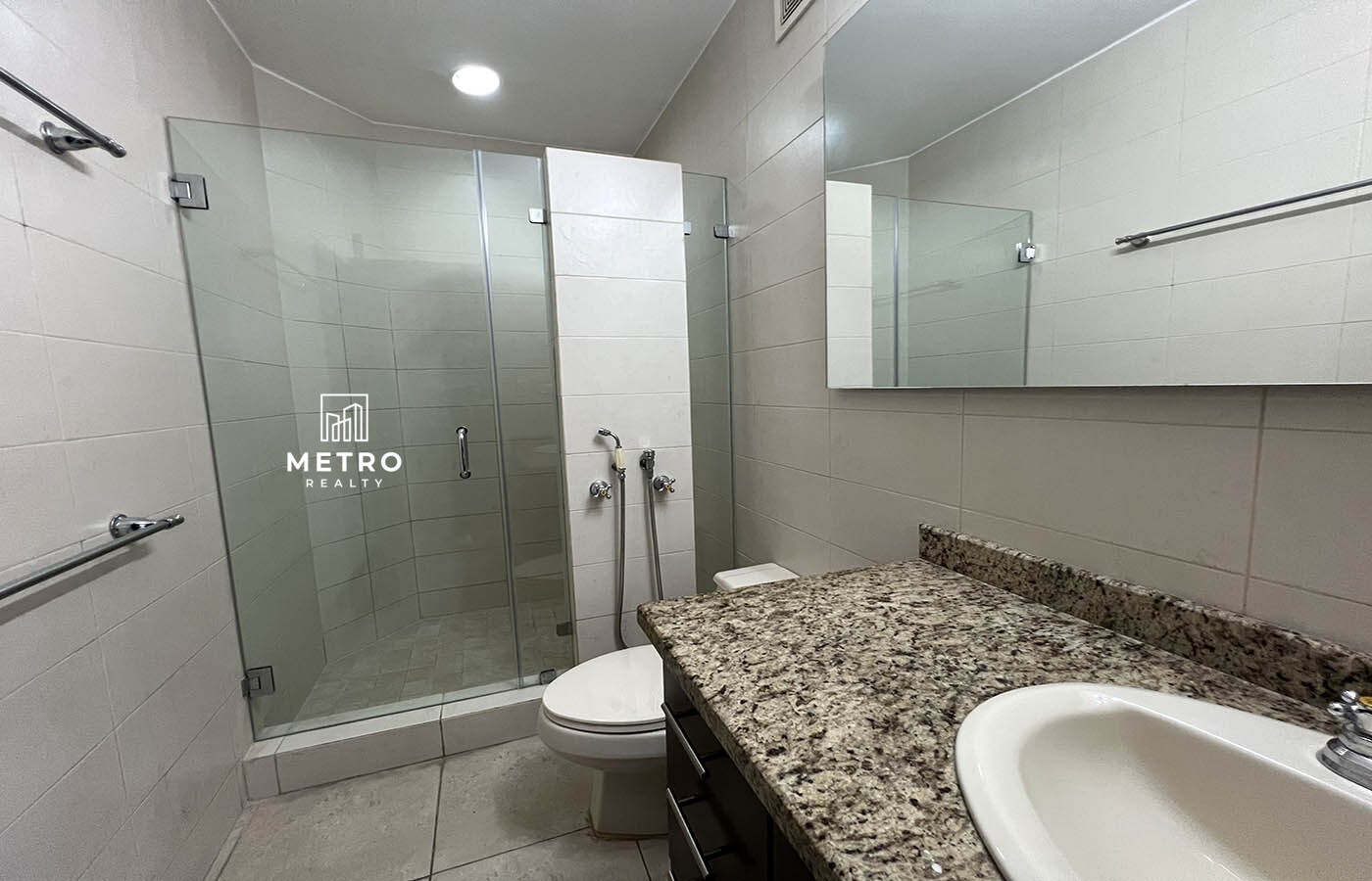Costa del Este Panama Homes for Sale Spacious Bathroom
