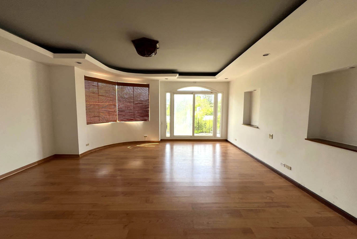 House for Sale Loma Alegre Panama Master Bedroom