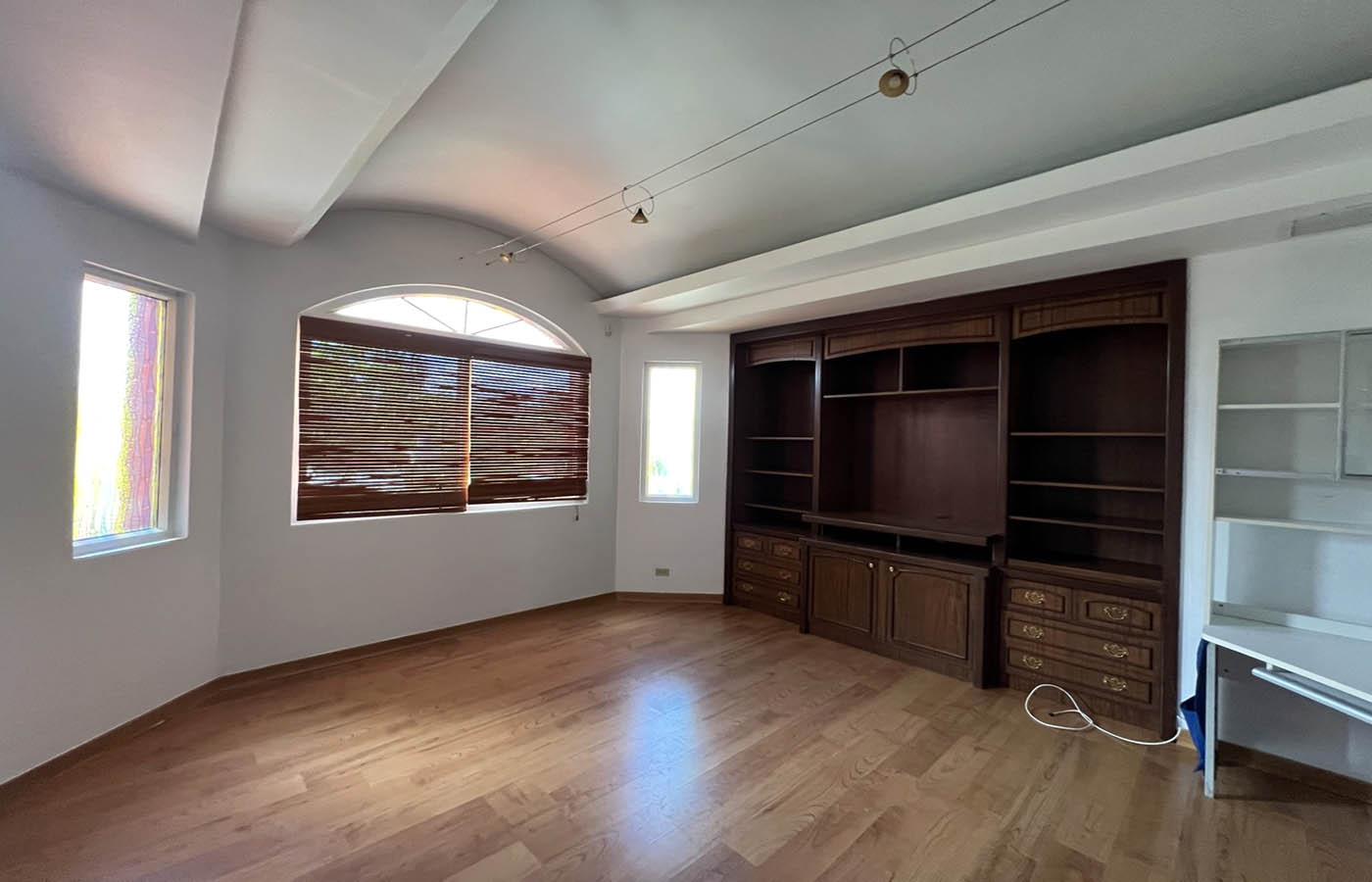 House for Sale Loma Alegre Panama Modern Bedroom