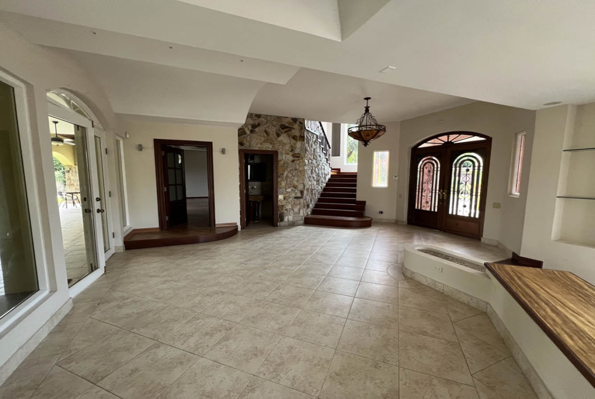 House for Sale Loma Alegre Panama Spacious Living Room